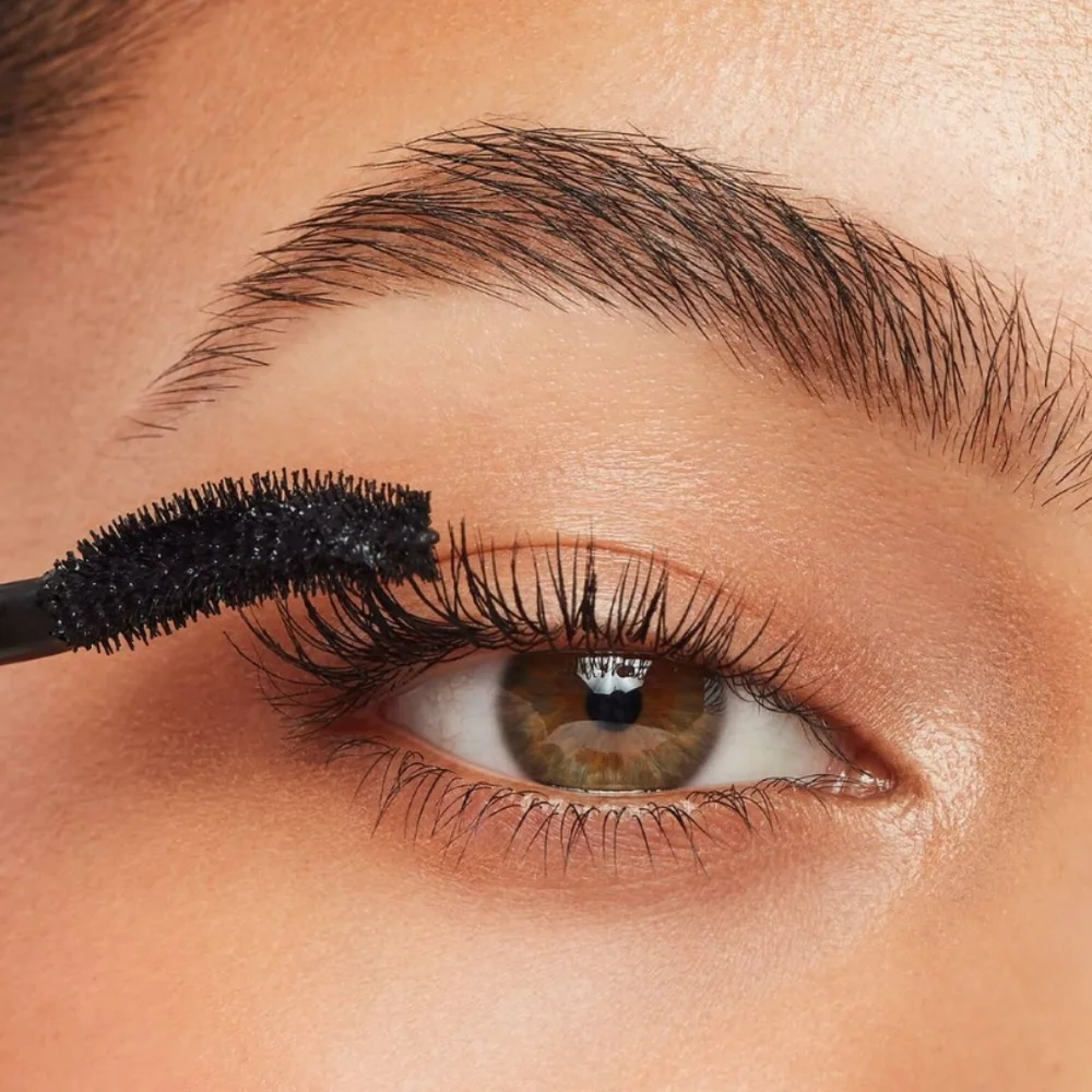 EYEKO LASH ALERT WAKE UP AND GO CAFFEINE ENRICHED MASCARA.